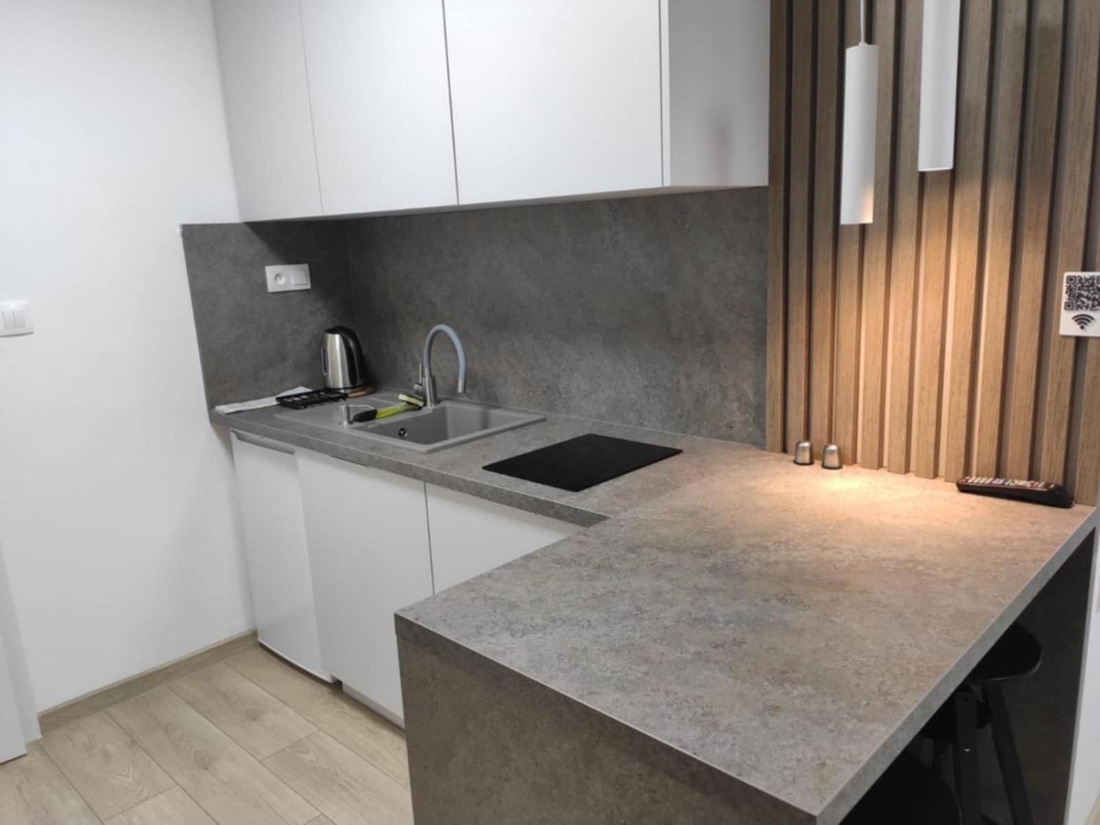 Privat Julia Otel Vrbov Dış mekan fotoğraf