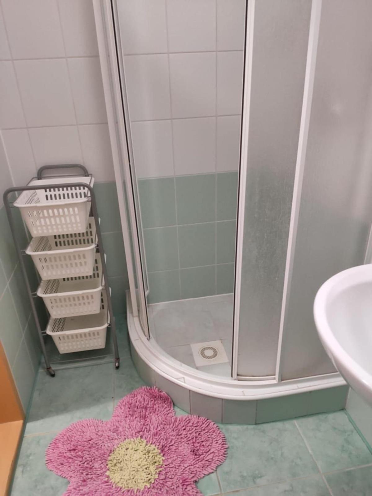Privat Julia Otel Vrbov Dış mekan fotoğraf