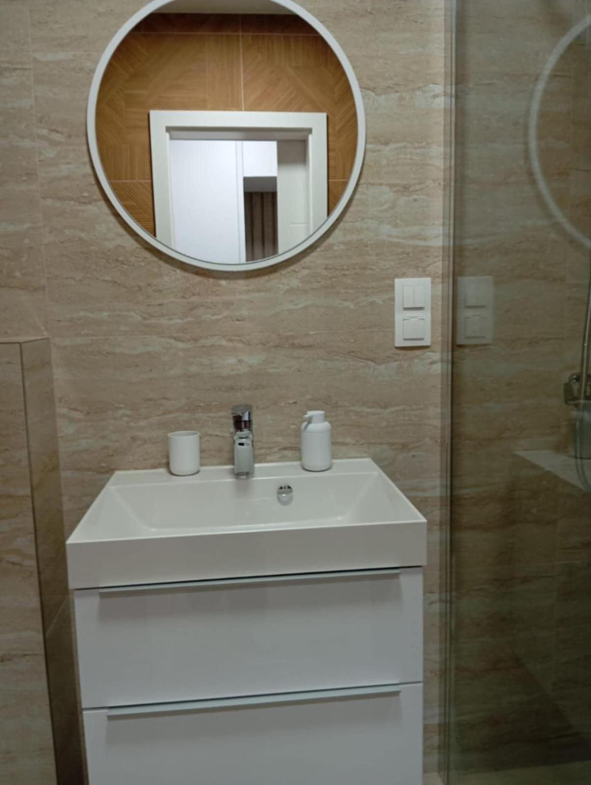 Privat Julia Otel Vrbov Dış mekan fotoğraf