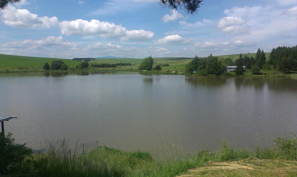 Privat Julia Otel Vrbov Dış mekan fotoğraf