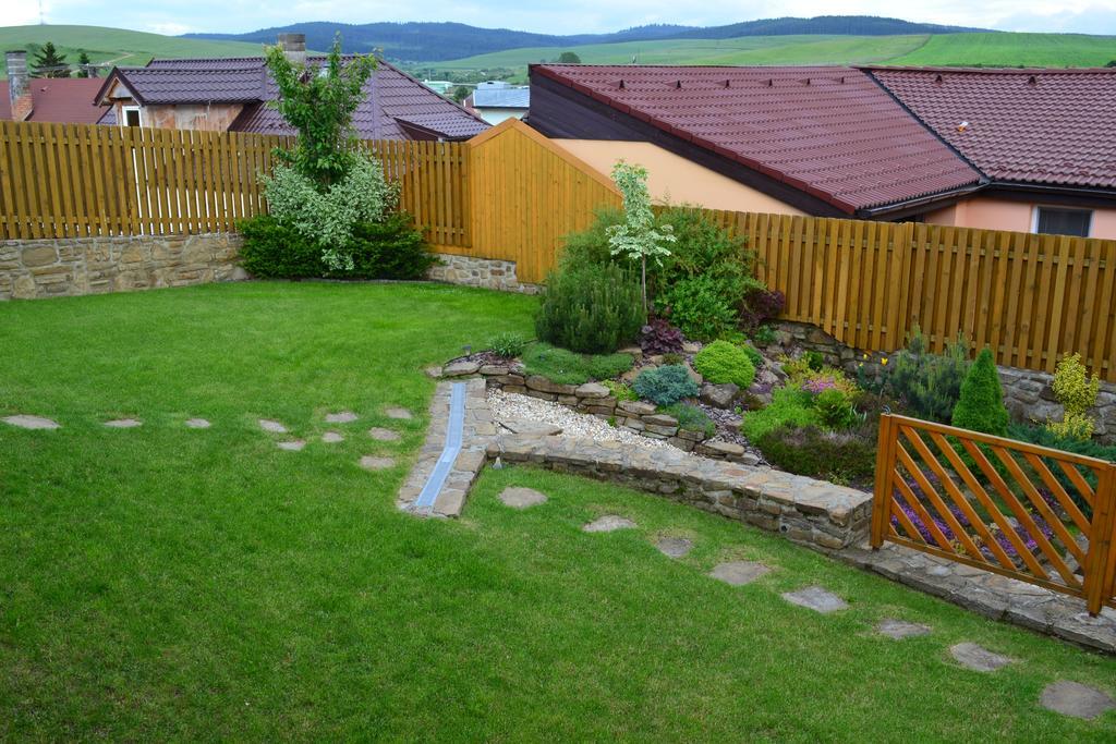 Privat Julia Otel Vrbov Dış mekan fotoğraf