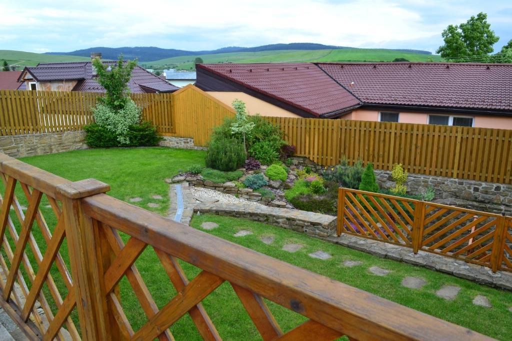 Privat Julia Otel Vrbov Dış mekan fotoğraf